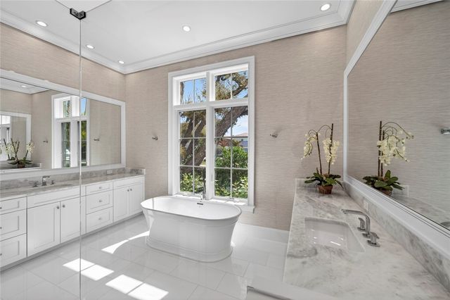 765 Azalea Lane, Vero Beach, FL 32963