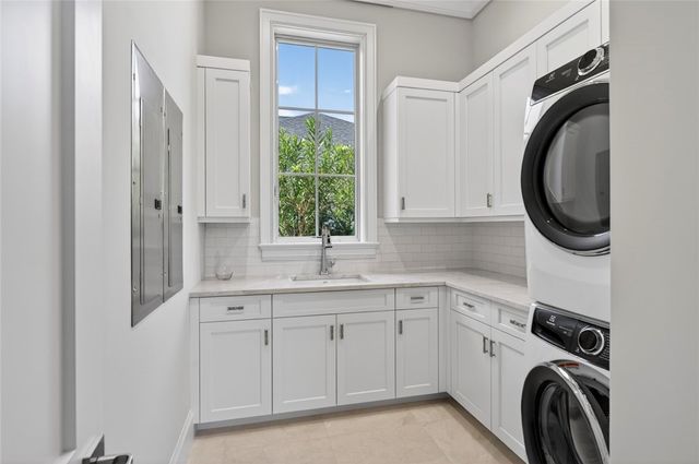 765 Azalea Lane, Vero Beach, FL 32963