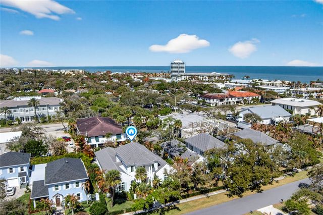 765 Azalea Lane, Vero Beach, FL 32963