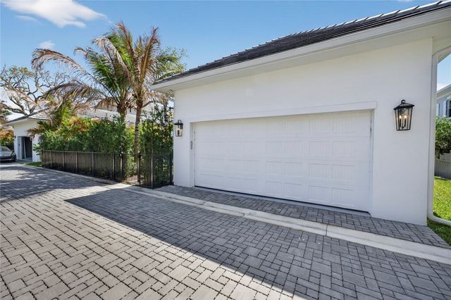 765 Azalea Lane, Vero Beach, FL 32963