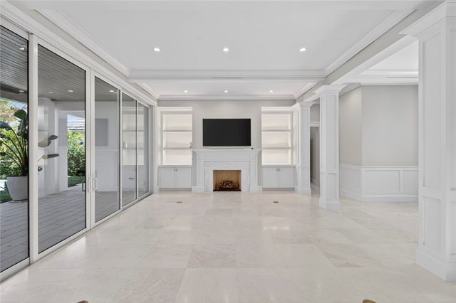 765 Azalea Lane, Vero Beach, FL 32963