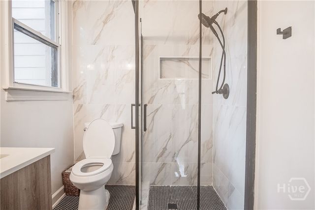 9 Oleander Avenue, Savannah, GA 31401