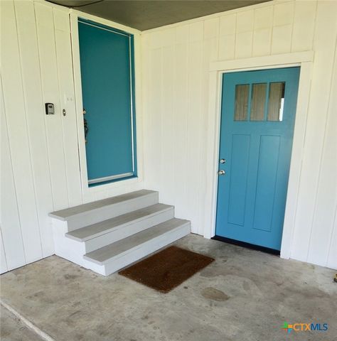 115 W Adams Street, Port O'connor, TX 77982