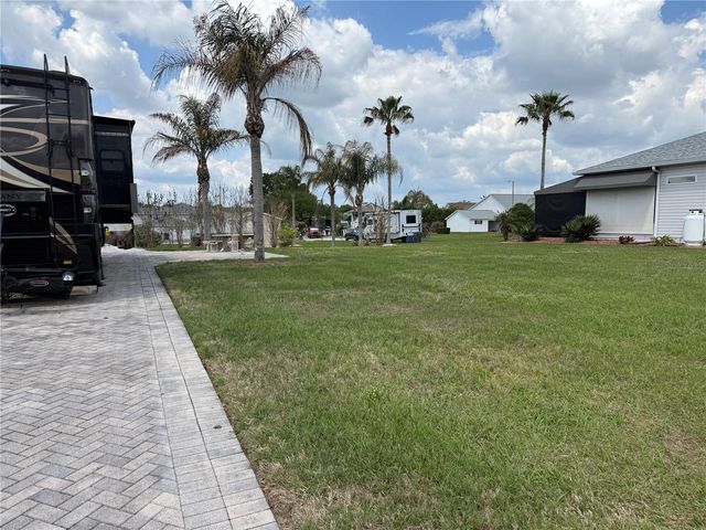 1030 RALLY DRIVE, Polk City, FL 33868