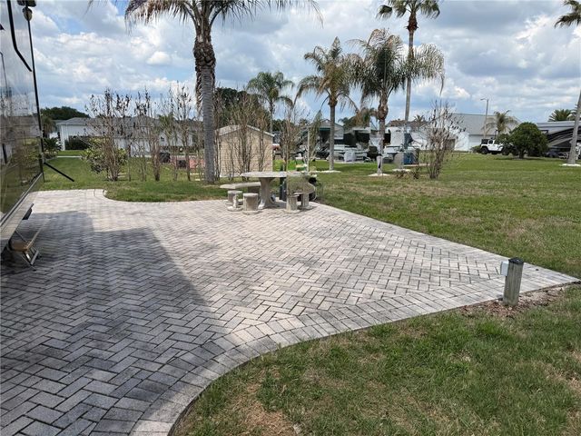 1030 RALLY DRIVE, Polk City, FL 33868