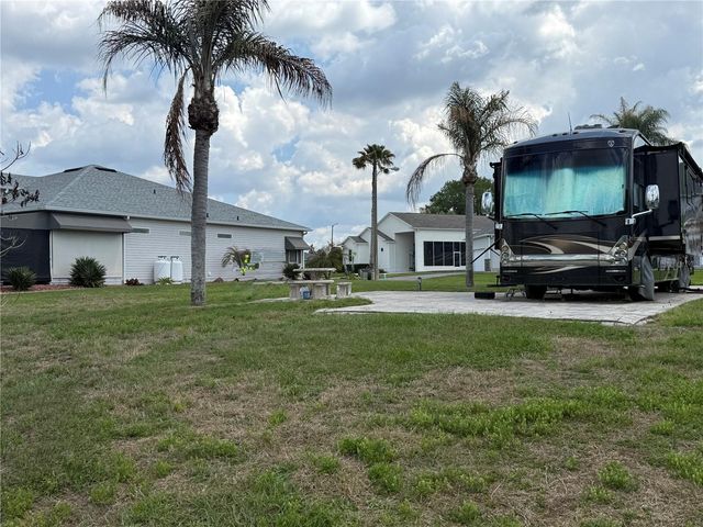 1030 RALLY DRIVE, Polk City, FL 33868