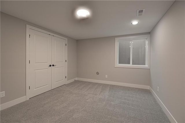 4624 SW Robinson Drive, Lee's Summit, MO 64083