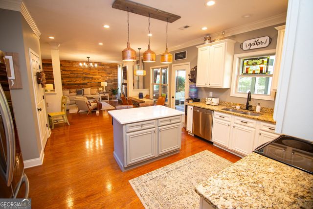 7 Harris Court, Newnan, GA 30263
