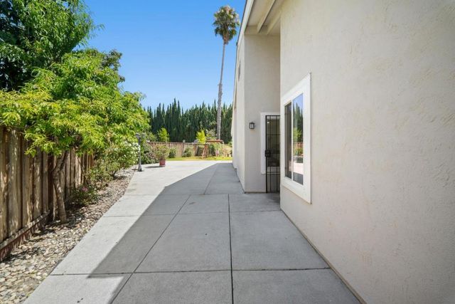 1255 Briarberry Court, San Jose, CA 95131