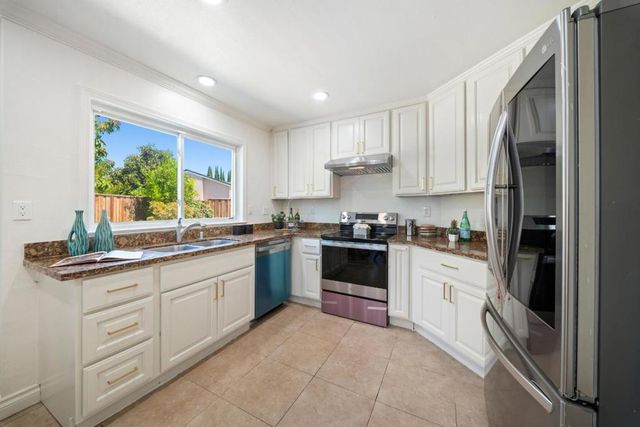1255 Briarberry Court, San Jose, CA 95131
