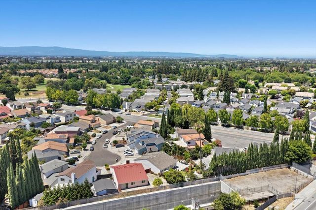 1255 Briarberry Court, San Jose, CA 95131