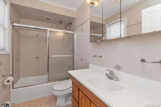 491 Oakland Avenue, Cedarhurst, NY 11516