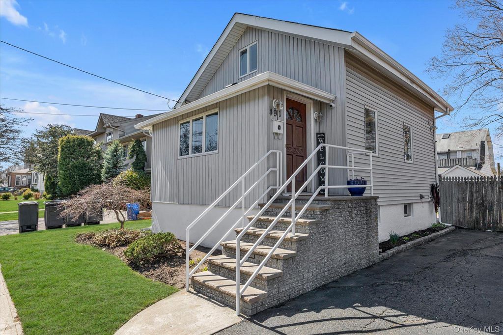 491 Oakland Avenue, Cedarhurst, NY 11516