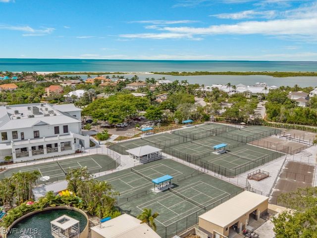 950 Sea Oats CT, Marco Island, FL 34145