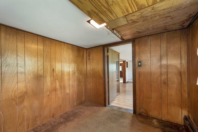 13 Elm Street, Epping, NH 03042