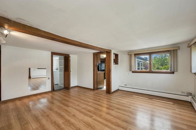 13 Elm Street, Epping, NH 03042
