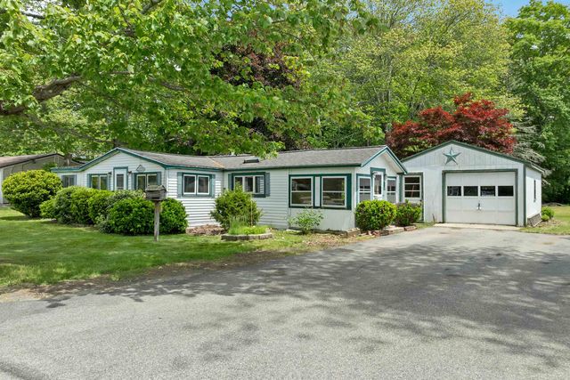 13 Elm Street, Epping, NH 03042