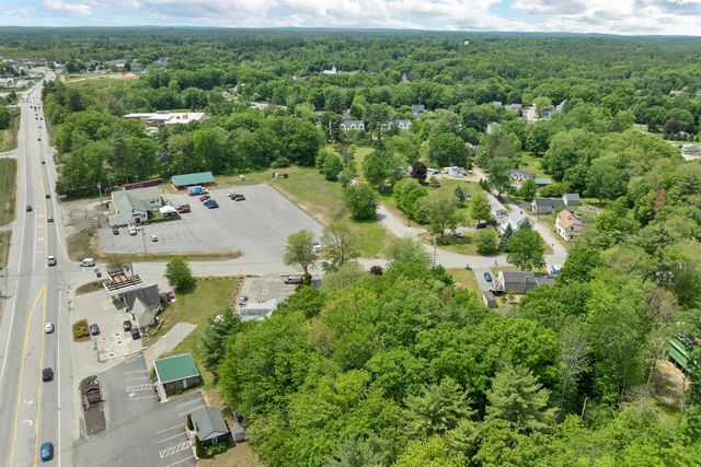 13 Elm Street, Epping, NH 03042