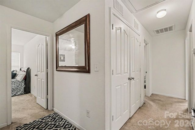 9424 Quilting Bee Lane, Charlotte, NC 28216