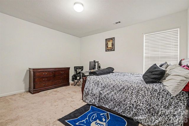 9424 Quilting Bee Lane, Charlotte, NC 28216