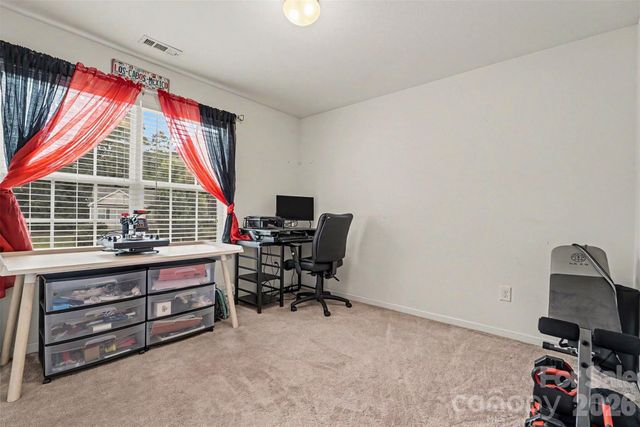 9424 Quilting Bee Lane, Charlotte, NC 28216