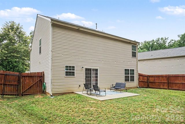 9424 Quilting Bee Lane, Charlotte, NC 28216