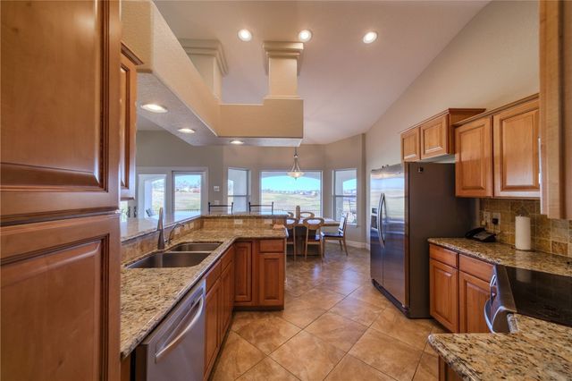 6136 S Bella Vista Drive, Fort Mohave, AZ 86426