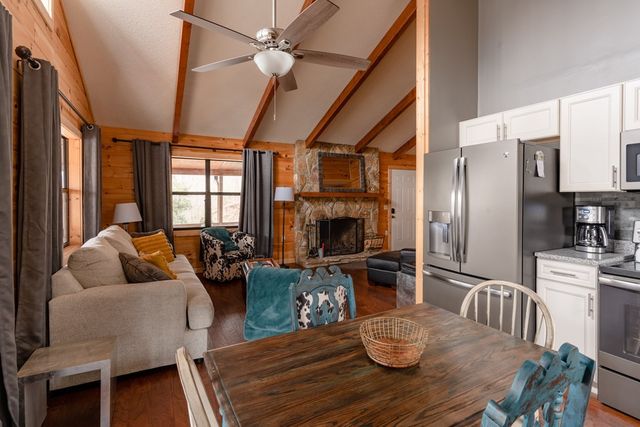 119 Rhododenron, Topton, NC 28781
