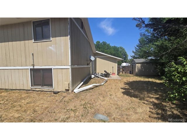 2229 Bismarck Ct, Loveland, CO 80538