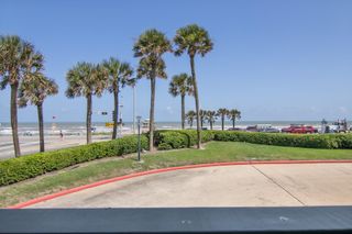 6102 Seawall Boulevard 105, Galveston, TX 77551