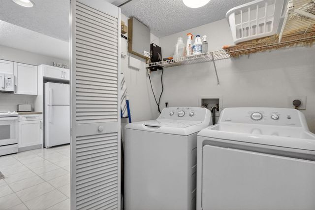 6093 Pointe Regal Circle 206, Delray Beach, FL 33484