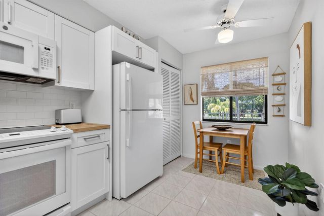 6093 Pointe Regal Circle 206, Delray Beach, FL 33484