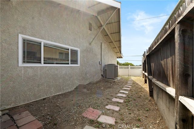 1612 W Brookdale Place, Fullerton, CA 92833