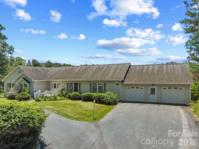 28 Song Bird Lane, Weaverville, NC 28787