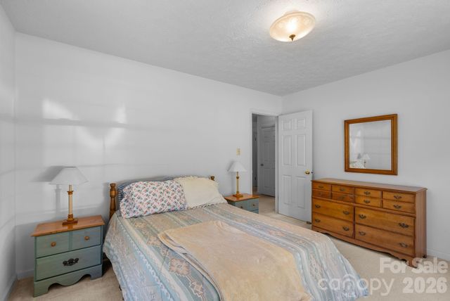 28 Song Bird Lane, Weaverville, NC 28787