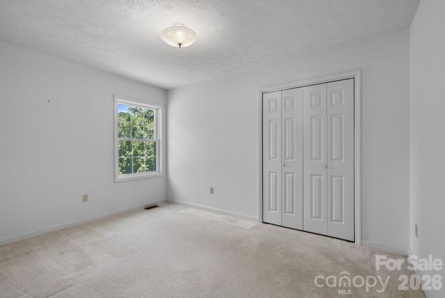 28 Song Bird Lane, Weaverville, NC 28787