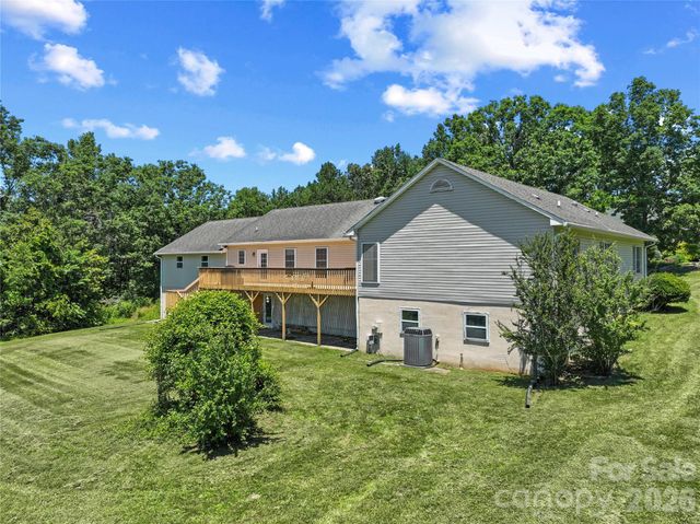 28 Song Bird Lane, Weaverville, NC 28787