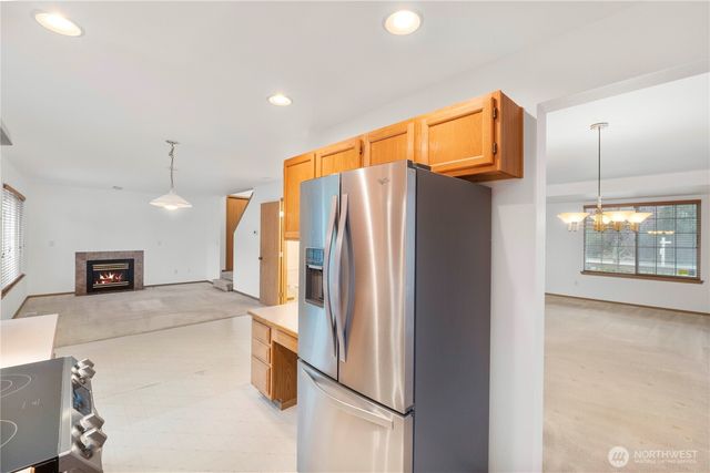 305 Browns Point Boulevard NE, Tacoma, WA 98422