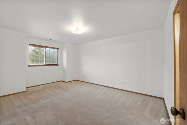 305 Browns Point Boulevard NE, Tacoma, WA 98422