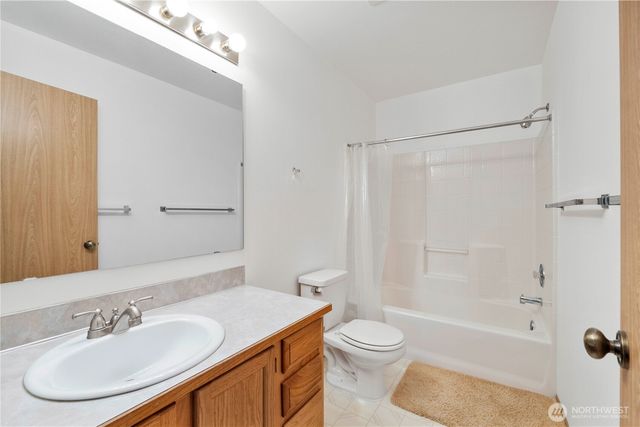 305 Browns Point Boulevard NE, Tacoma, WA 98422