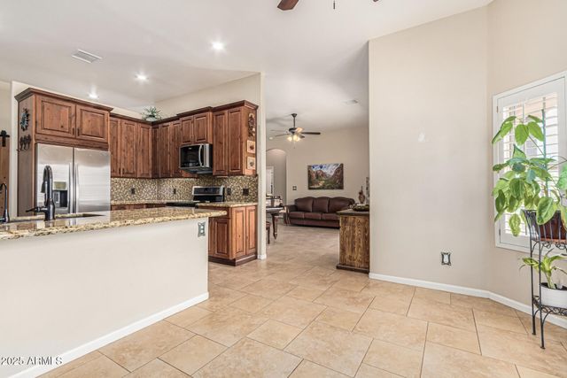 2319 E CAVALRY Road, New River, AZ 85087