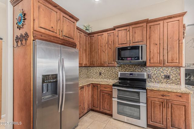 2319 E CAVALRY Road, New River, AZ 85087