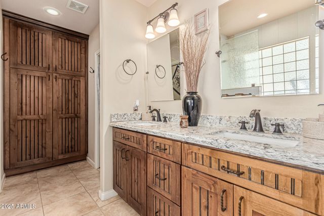 2319 E CAVALRY Road, New River, AZ 85087