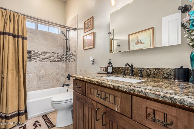 2319 E CAVALRY Road, New River, AZ 85087