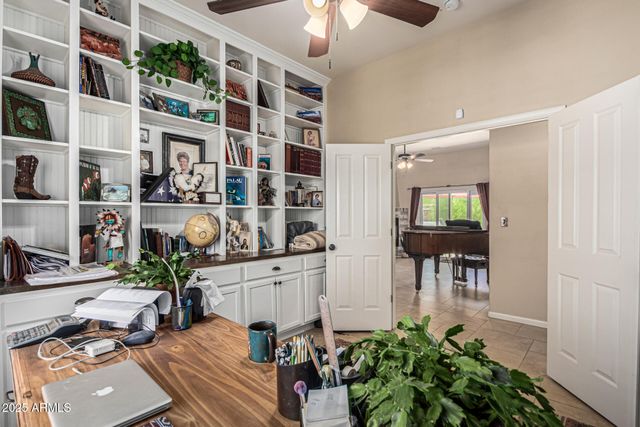 2319 E CAVALRY Road, New River, AZ 85087