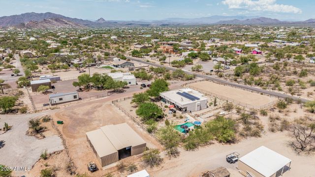 2319 E CAVALRY Road, New River, AZ 85087