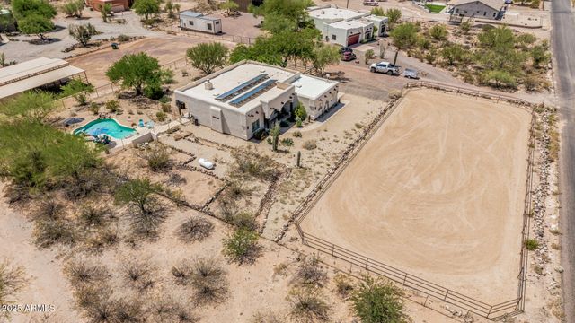 2319 E CAVALRY Road, New River, AZ 85087
