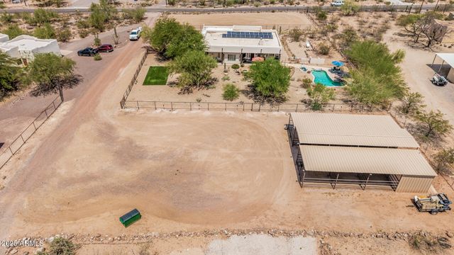 2319 E CAVALRY Road, New River, AZ 85087