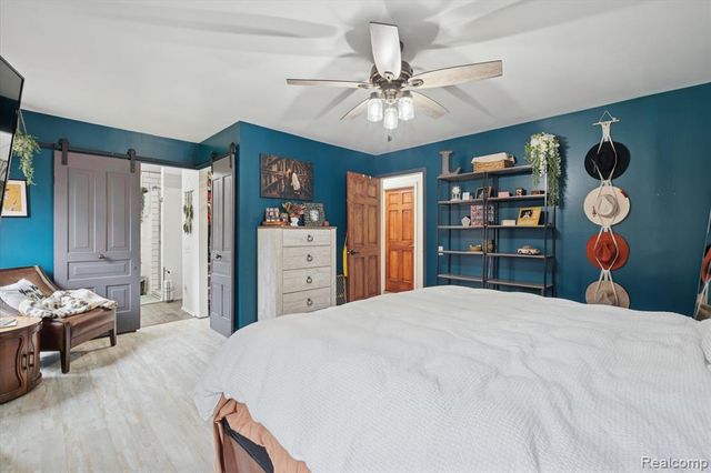 8474 Wesley Drive, Flushing, MI 48433