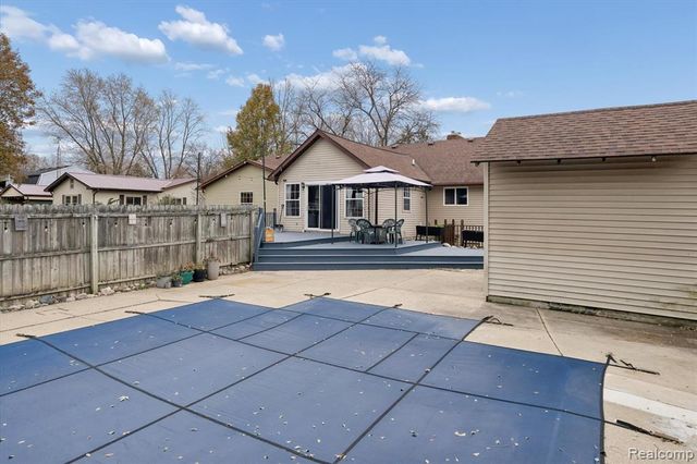 8474 Wesley Drive, Flushing, MI 48433